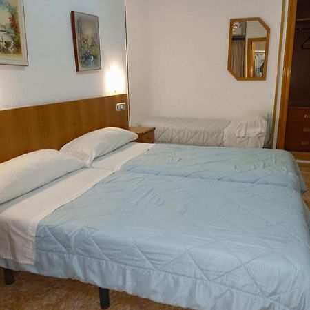 Hostal Gran Via Levante トレビエハ エクステリア 写真