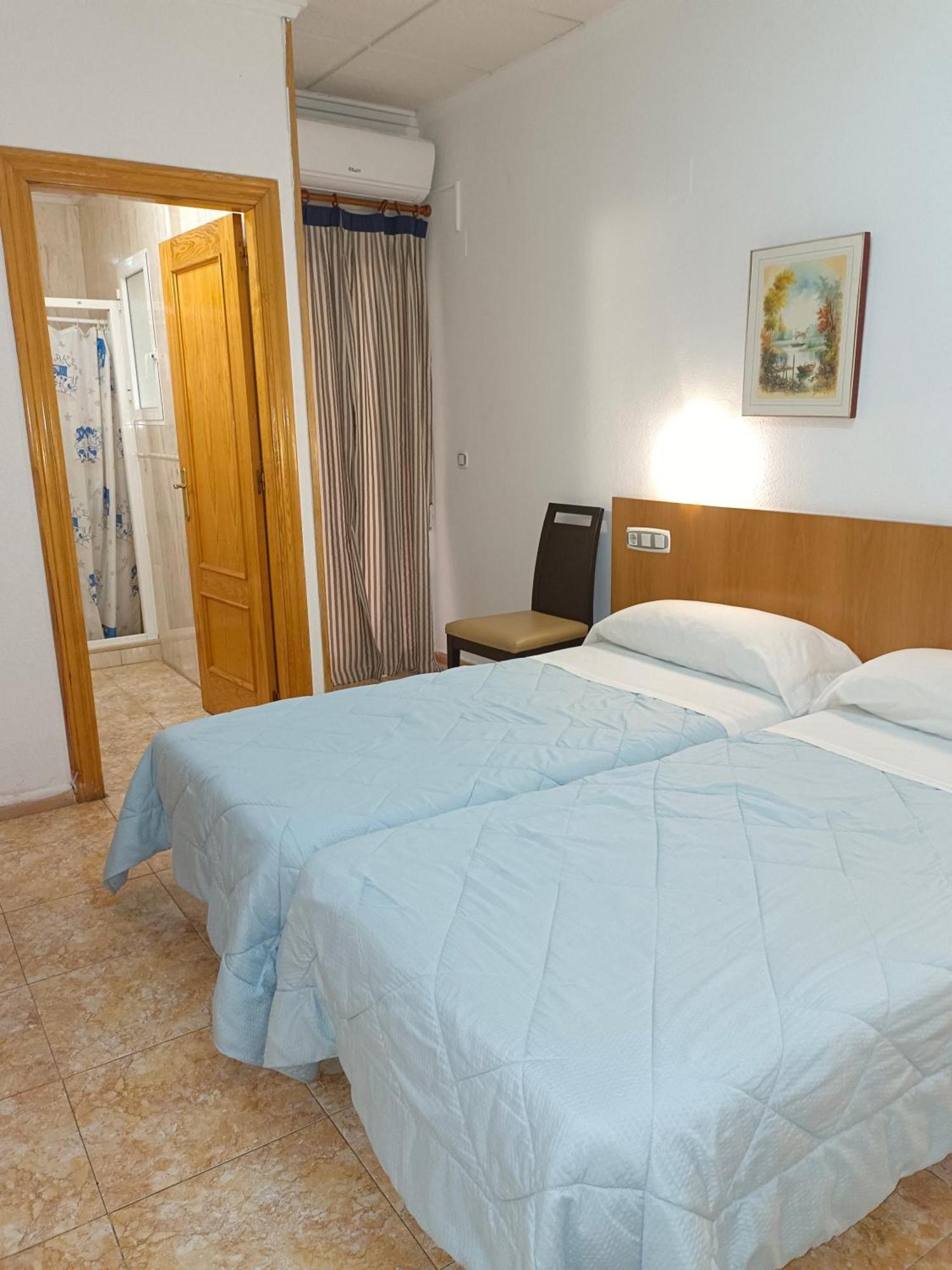 Hostal Gran Via Levante トレビエハ エクステリア 写真