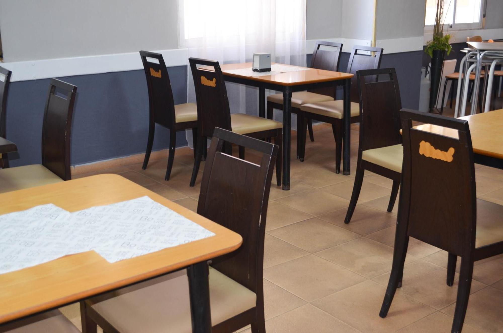 Hostal Gran Via Levante トレビエハ エクステリア 写真